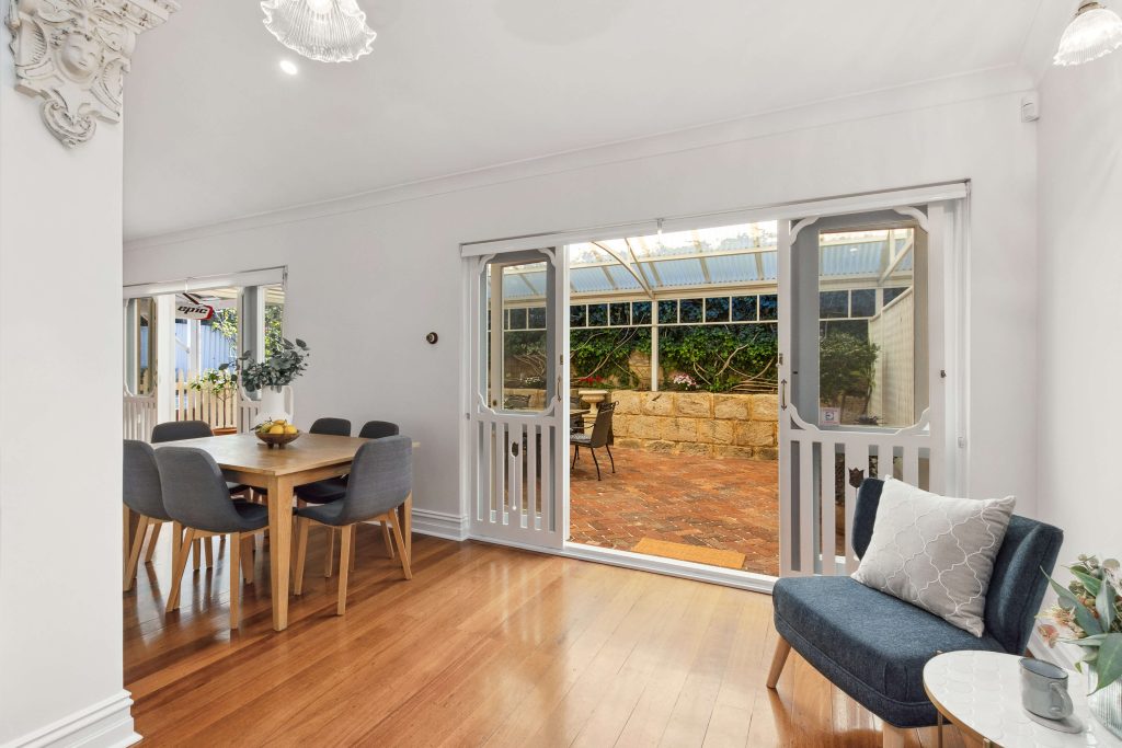 PRINT 8 Queens Crescent, Mount Lawley 22