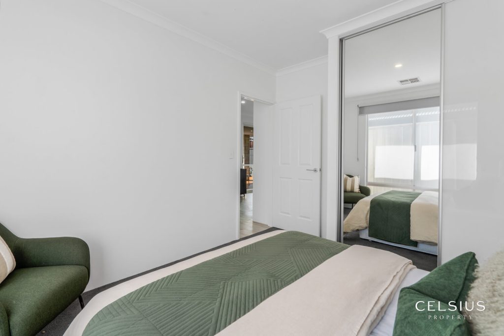 WEB-8-Rockvale-Crescent-Harrisdale-09
