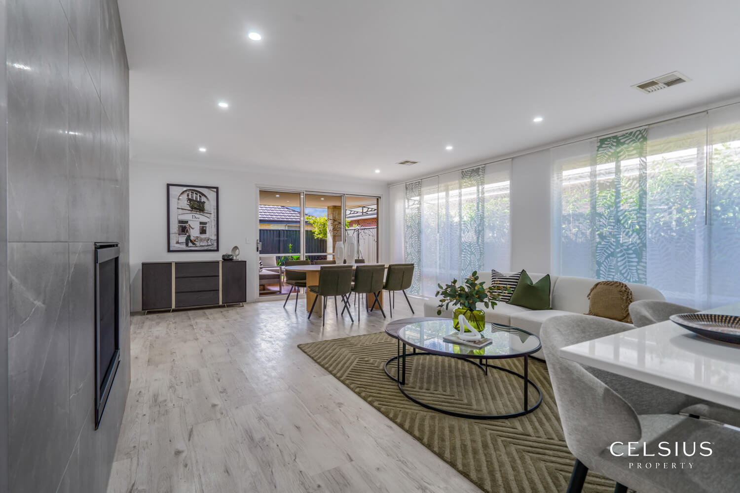 8 Rockvale Crescent